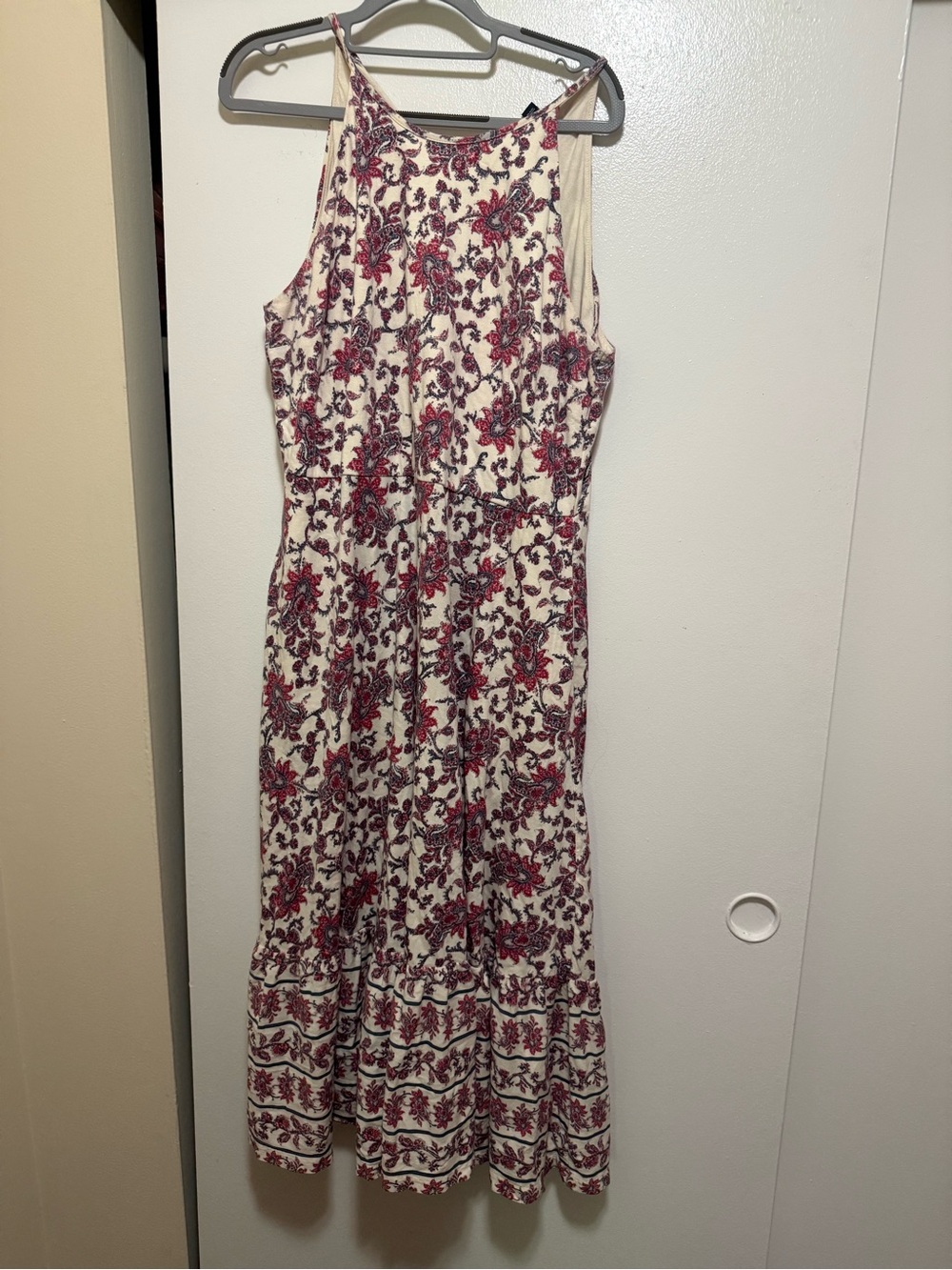 Sleeveless Cream Maxi Dress with Red Floral Print and Pockets!